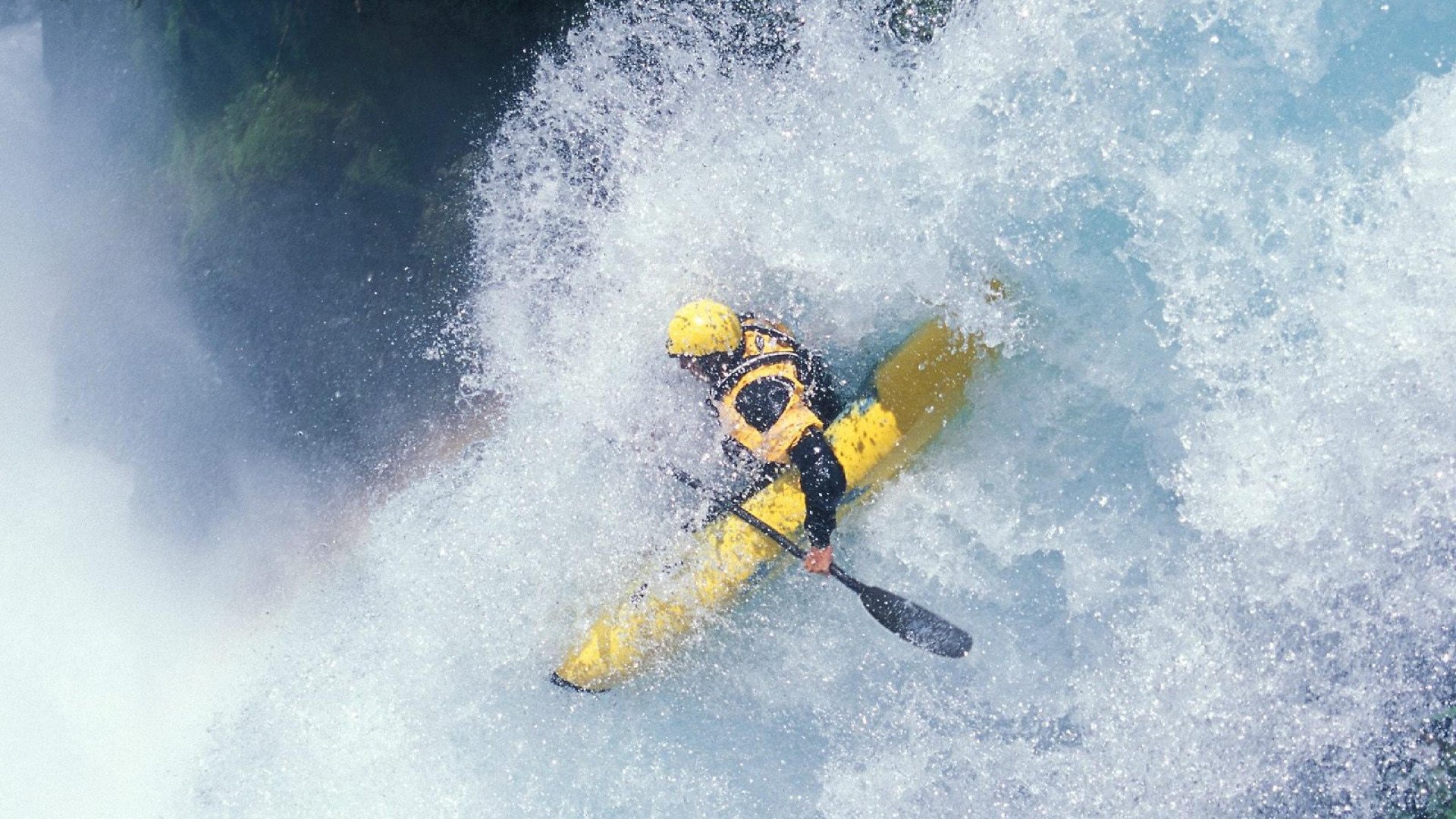 中国足球青少年足球文化活动丰富多彩，青少年足球现状